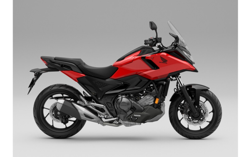 Honda обновила спортивный скутер NC750X: раскрыты цены и сроки начала продаж