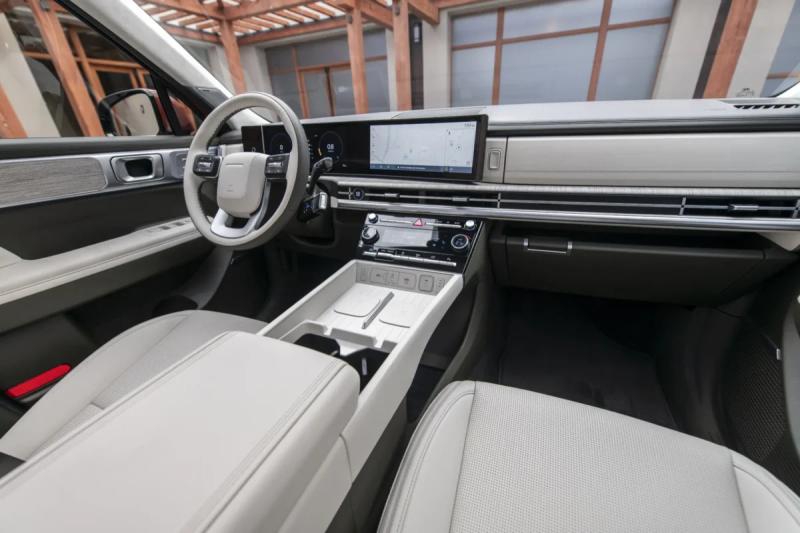 Hyundai Santa Fe 2025 гибрид будет производиться больше