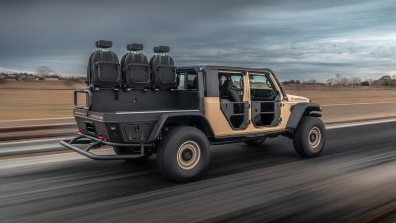 Jeep Gladiator 2025 будет доступен в версии Warhawk