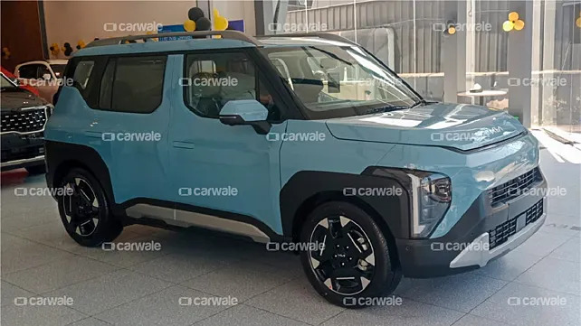 KIA Syros 2025 начал появляться в дилерских центрах