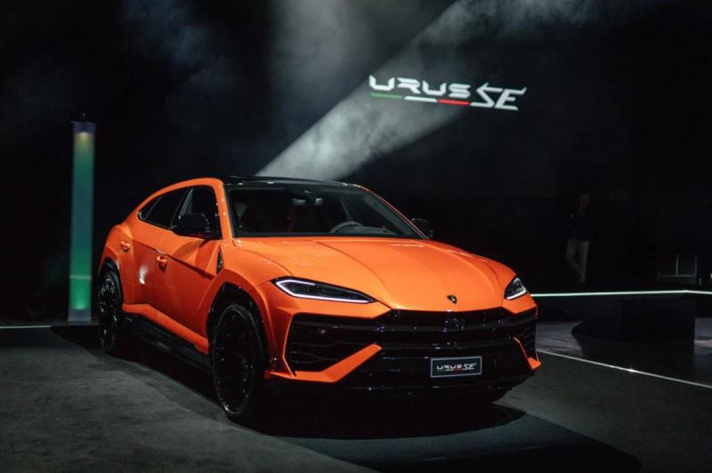 Компания Lamborghini установила очередной рекорд продаж