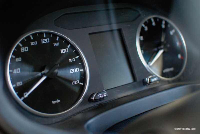 Моторист объяснил, почему плавают обороты: это может указывать на неисправность двигателя