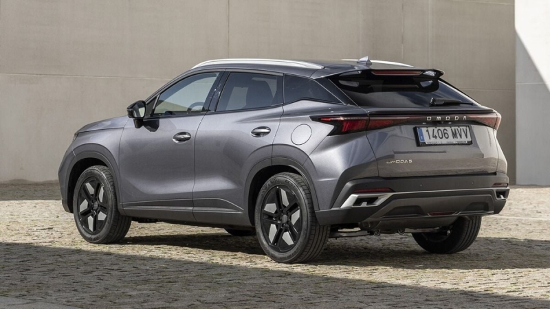 Omoda 5 2025 подешевел на 600 тысяч рублей в Европе