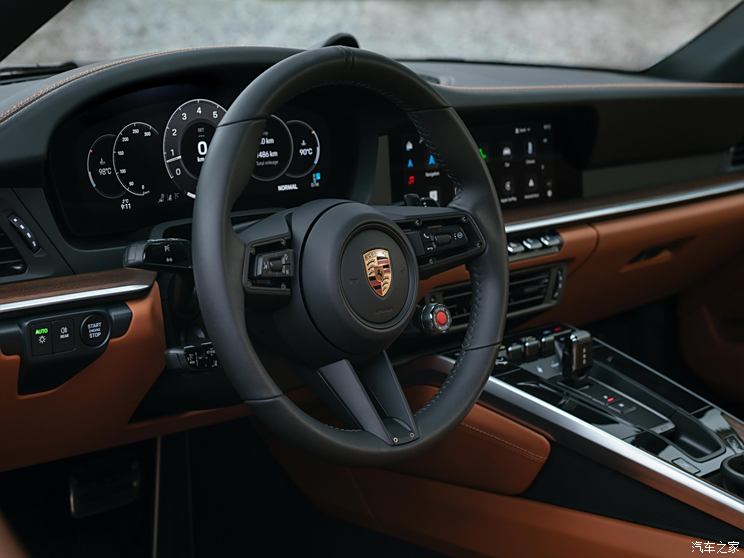 Porsche 911 Carrera S 2025: представлена обновленная версия