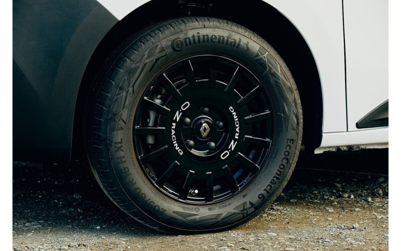 Renault Kangoo 2025 вышел на рынок во внедорожной версии