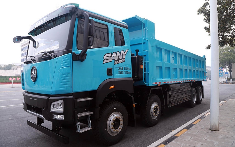 Sany 428 EV 8х4 2025: представлен обновленный самосвал