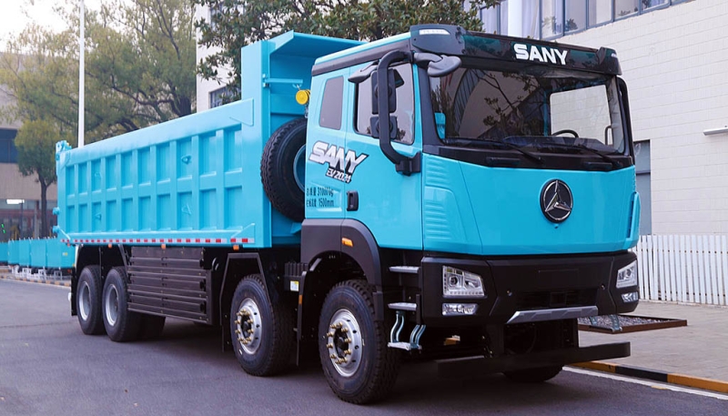 Sany 428 EV 8х4 2025: представлен обновленный самосвал