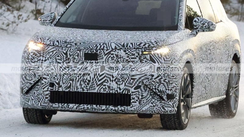 Skoda вывела на испытания флагманский кроссовер: его габариты не уступают Kodiaq