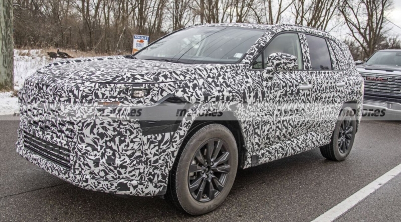 Toyota RAV4 2026: модель выведена на дорожные тесты