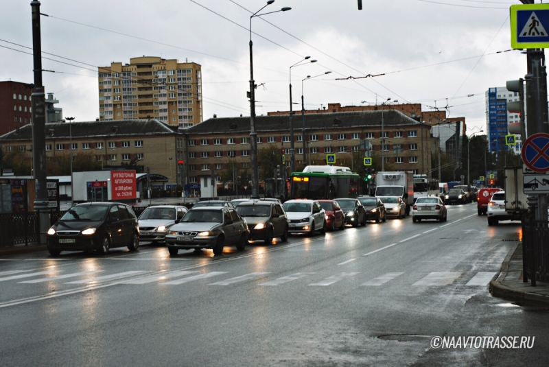 В ГАИ предупредили о массовых штрафах за объезд пробок через жилые зоны