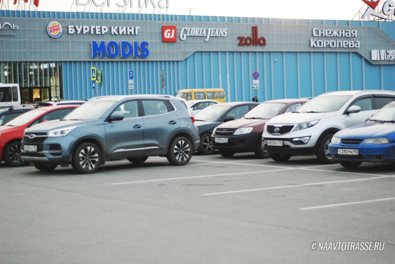 В ГАИ рассказали о 3 новых схемах автоподстав, которые грозят всем водителям