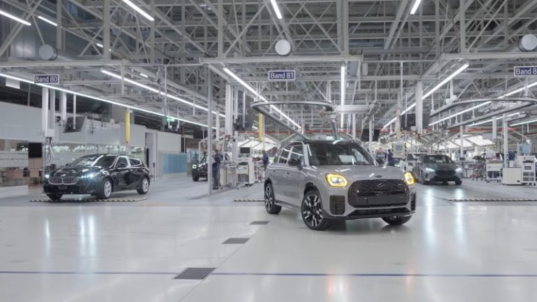 Заводы будущего: Tesla вслед за BMW внедряет полностью автономное вождение