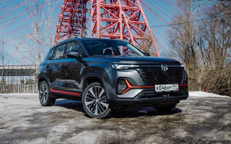 Changan CS35 Plus 2025 подорожал в России на 200 тысяч рублей
