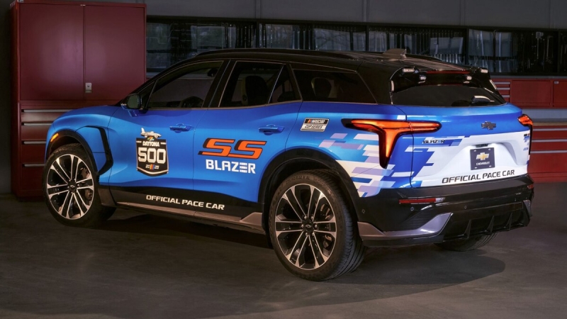 Chevrolet Blazer EV 2025: кроссовер получит мощный мотор