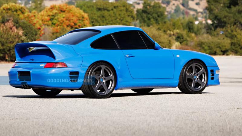 Эксклюзивный Ruf CTR2 на базе Porsche за $2,5 млн выставлен на продажу: 520 л.с. и 340 км/ч максимальной скорости