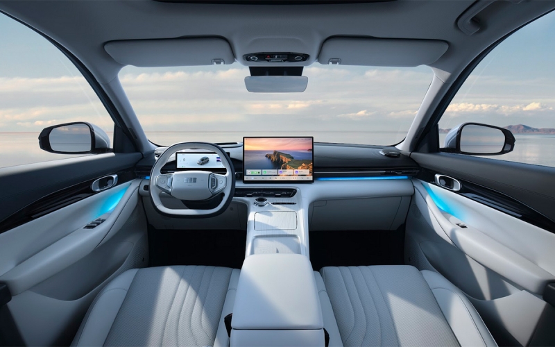 Geely Galaxy EX5 2025: раскрыты комплектации для России