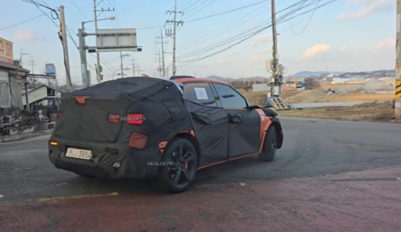 Genesis GV60 Magma 2026 тестируется с аэродинамическим пакетом