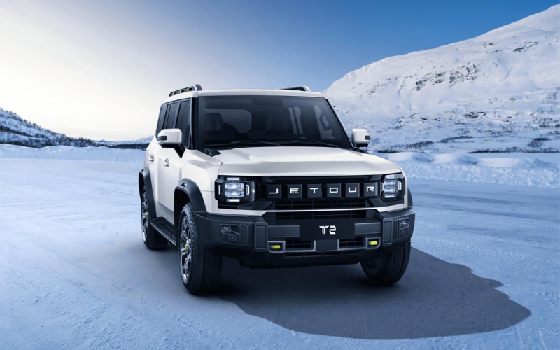 Jetour T2 2025 появился в России в белом кузове