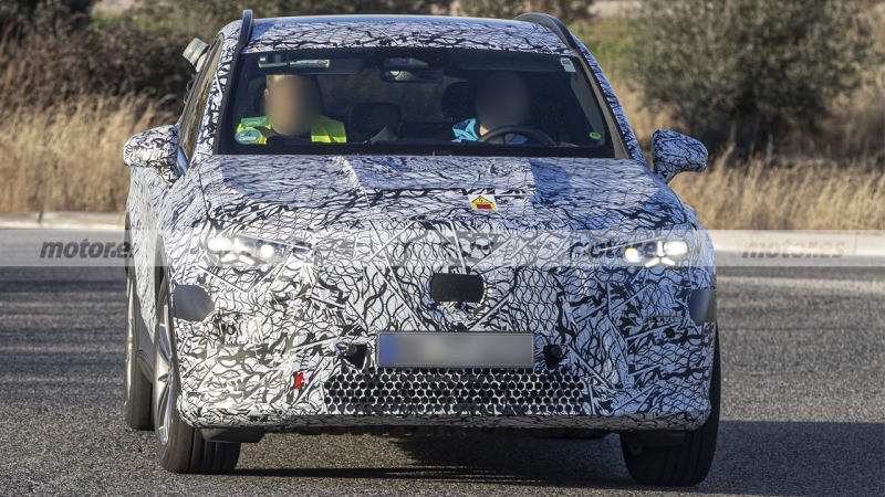 Mercedes-Benz GLA 2025: названы сроки дебюта немецкой модели