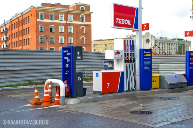 Моторист запретил водителям заливать бензин АИ-98: озвучены веские причины