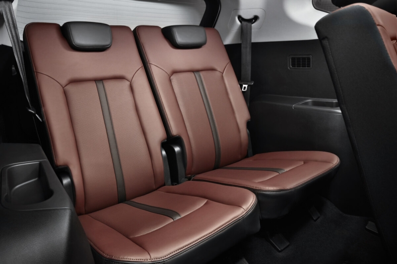 Новый кроссовер Москвич 8 может спасти завод от низких продаж: спрос на модели бренда упал на 54%