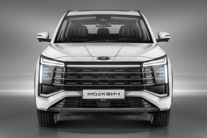 Новый кроссовер Москвич 8 может спасти завод от низких продаж: спрос на модели бренда упал на 54%
