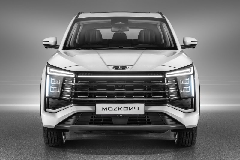 Новый кроссовер Москвич 8 может спасти завод от низких продаж: спрос на модели бренда упал на 54%