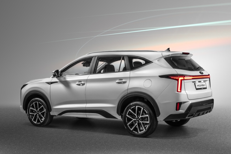 Новый кроссовер Москвич 8 может спасти завод от низких продаж: спрос на модели бренда упал на 54%