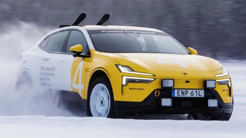 Polestar 3 и 4 2025 тестируются в версии Arctic Circle