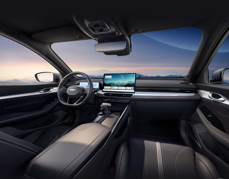 Представлен новый сервис от Geely и DeepSeek: с ним автомобили становятся "умнее"