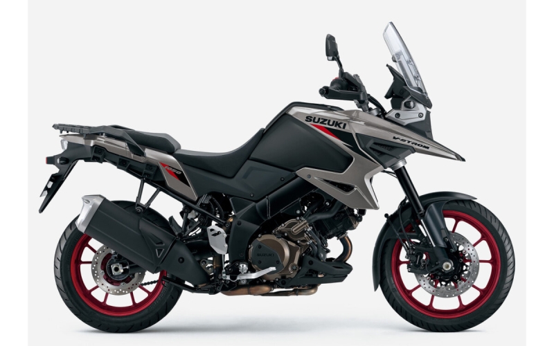 Suzuki официально представила мотоциклы серии V-Strom 1050: известны дата начала продаж и цены