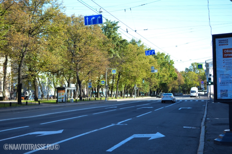 В автошколе рассекретили правило "двух секунд", которыми пользуются все бывалые водители