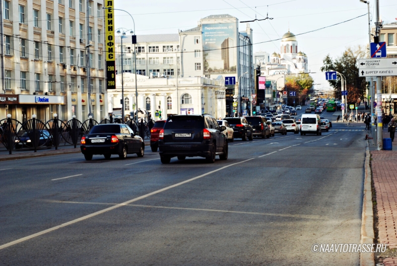 В автошколе рассекретили правило "двух секунд", которыми пользуются все бывалые водители