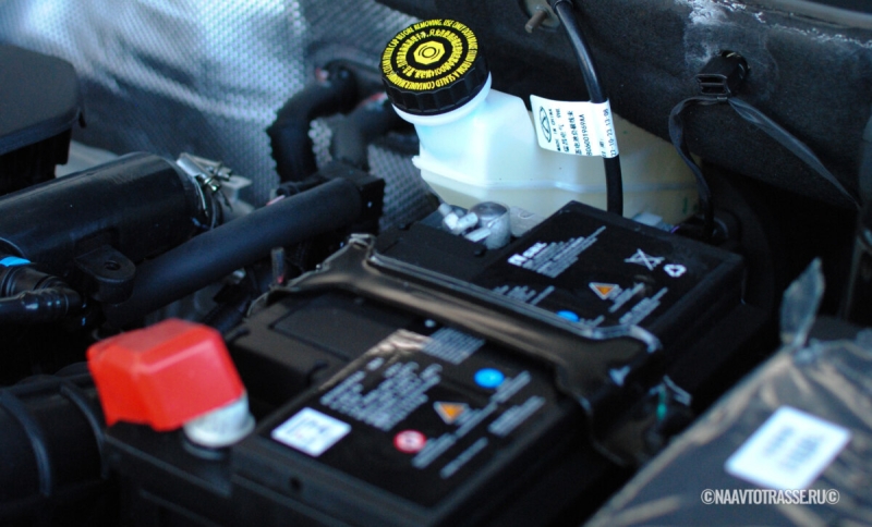 В СТО раскрыли, как точно определить состояние аккумулятора в авто всего за 1 минуту