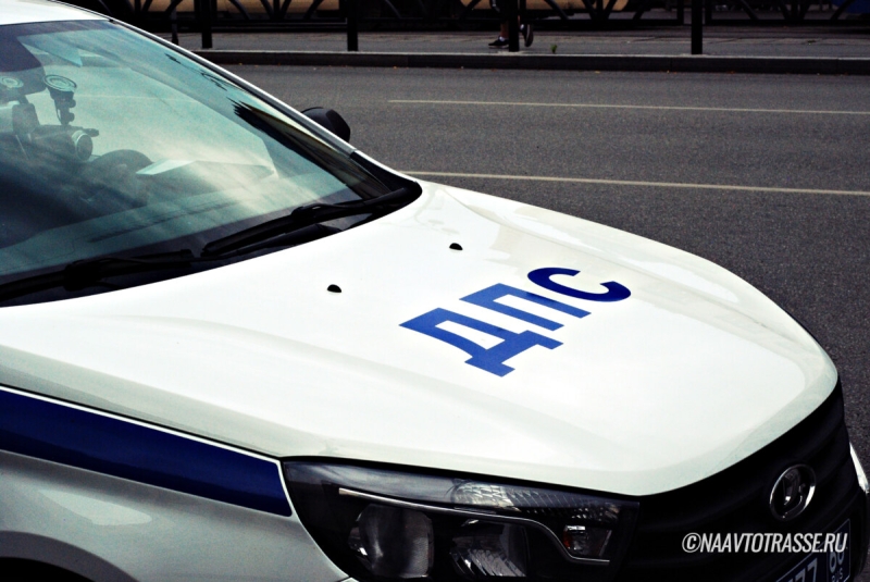 Выяснилось, зачем сотрудники ГАИ начали заглядывать в салон авто при выписке штрафов