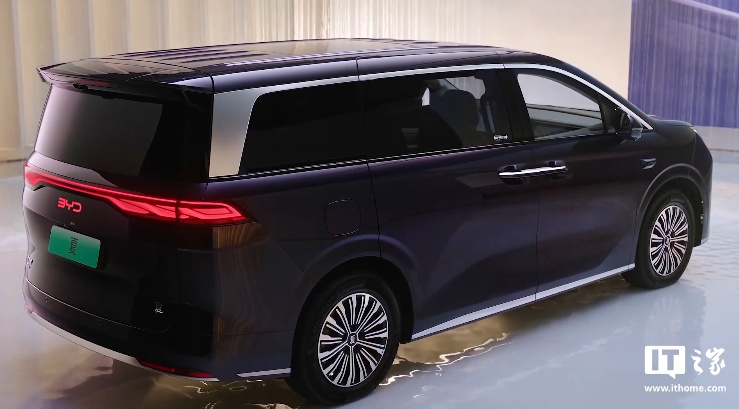 BYD Xia 2025 поступил в продажу со скидкой на рынке КНР