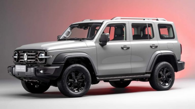 Great Wall объявил старт продаж внедорожника Tank 300 с гибридным 393-сильным мотором