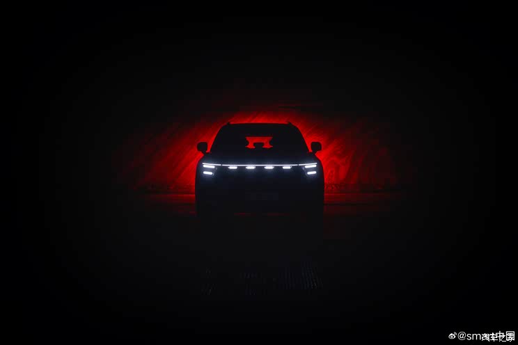 Smart #5 2025 показан на фото в версии Brabus Super Edition