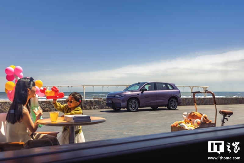 Leapmotor C10 2026: поставки модели стартовали сегодня