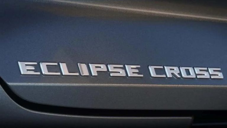 Mitsubishi Eclipse Cross 2025 станет электромобилем