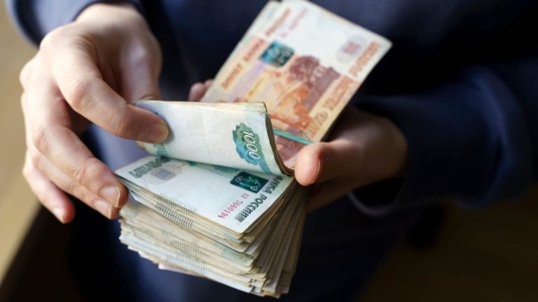 Названа максимальная «психологическая» стоимость нового автомобиля для россиян