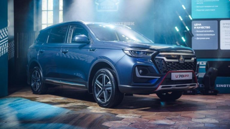 В России подешевели два семейных кроссовера белорусской сборки. Сколько они стоят теперь