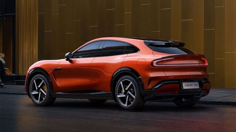 Xiaomi YU7: электрокроссовер с роскошью Ferrari, ускорением за 3,2 секунды и пробегом до 835 км