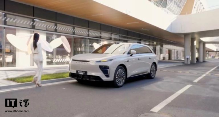 EXLANTIX ET 2025: кроссовер продают в Питере за 6,6 млн