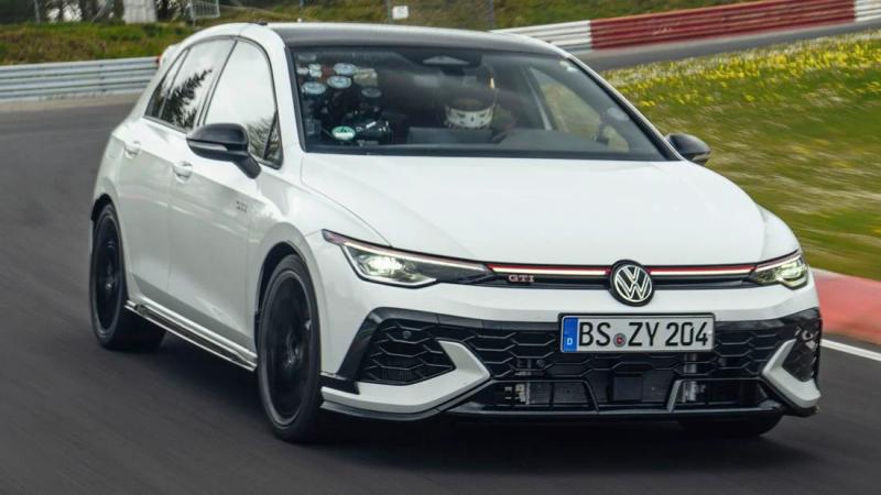 Golf GTI Volkswagen 2025