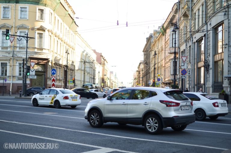 Как сэкономить на топливе: ТОП-5 простых, но эффективных способов от автоэксперта