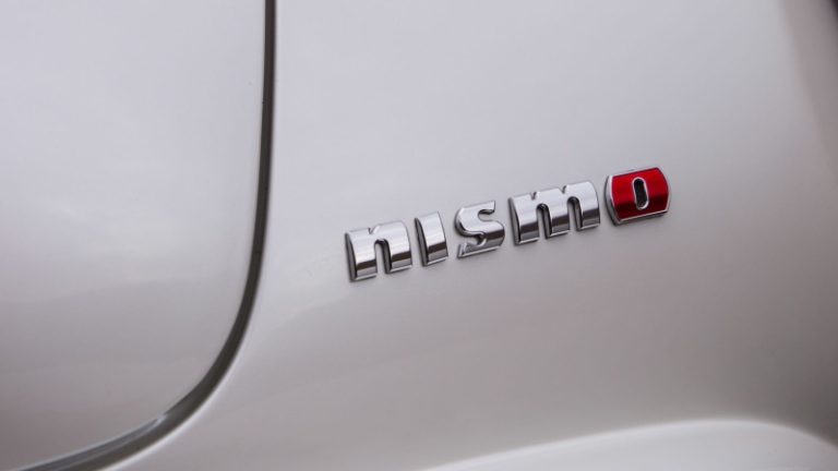 Nissan Armada Nismo 2026: опубликован официальный тизер