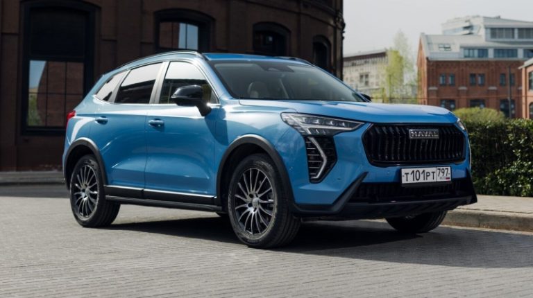 Стало известно, сколько китайских кроссоверов в России имеют полный привод