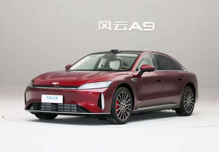 Chery Fengyun A9L 2025 продают по цене от 1,63 млн рублей