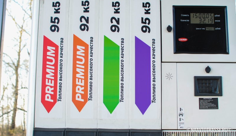 Что случится с мотором, если заправиться АИ-100 вместо обычного 92-го: механик развеял главные мифы